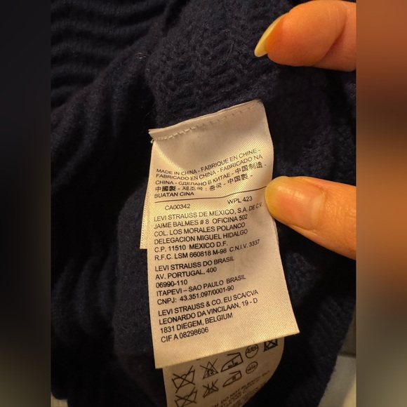 VINTAGE LEVI'S TEXTURED BLUE WOOL SWEATER - Picture 3 of 4